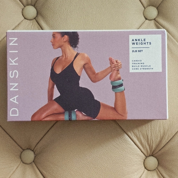 DANSKIN ANKLE WEIGHTS 2LB Set - Cardio Training Build Muscle Core Strength - Picture 1 of 5